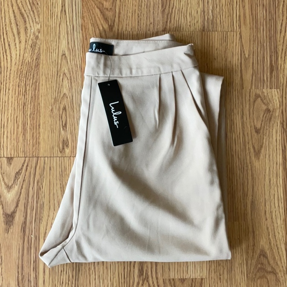 NWT Lulus Tan Pleated Straight Leg Pants